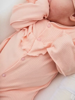 Комбинезон на выписку для новорожденного