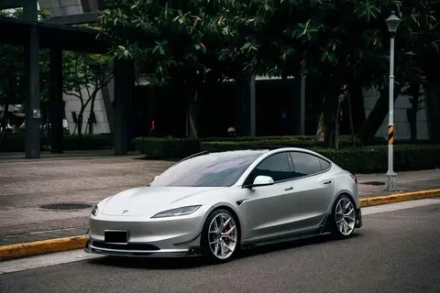 Карбоновый обвес для Tesla Model 3 2017-2025+ боковые юбки диффузор спойлер губа переднего бампера канарды