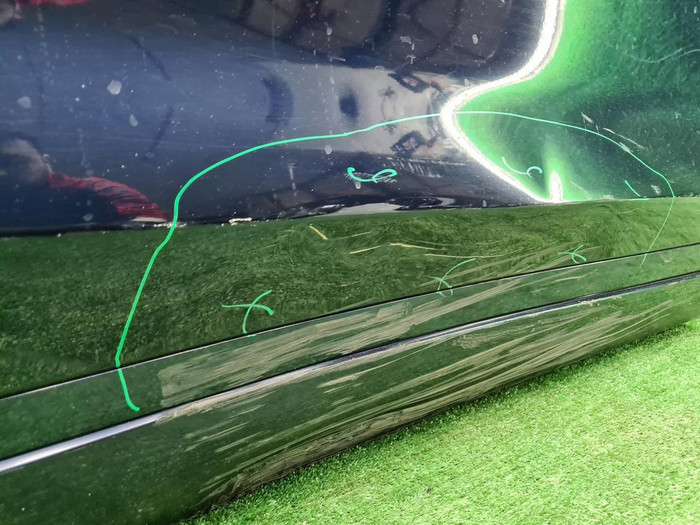 Дверь передняя правая Genesis GV70 (2020-н.в.)