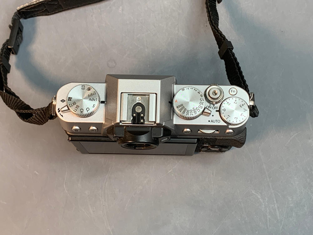 Fujifilm X-T20 Body 13.966 Кадров