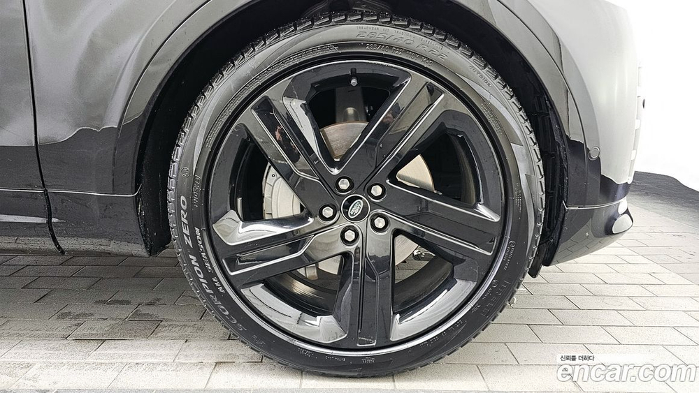 Land Rover Discovery 5 D300 R-Dynamic HSE (04.2022)