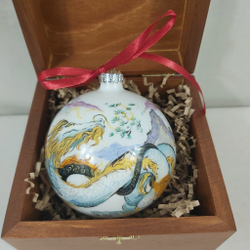 Коллекционный елочный шар с росписью Палех "Дракон" в деревянной шкатулке