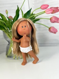 Кукла Nines виниловая 23см Little Mia Latina без одежды (3199WL2)