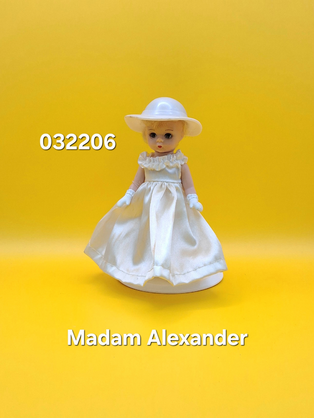 Коллекционная кукла Madame Alexander McDonalds 032206