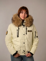 Куртка зимняя короткая с капюшоном