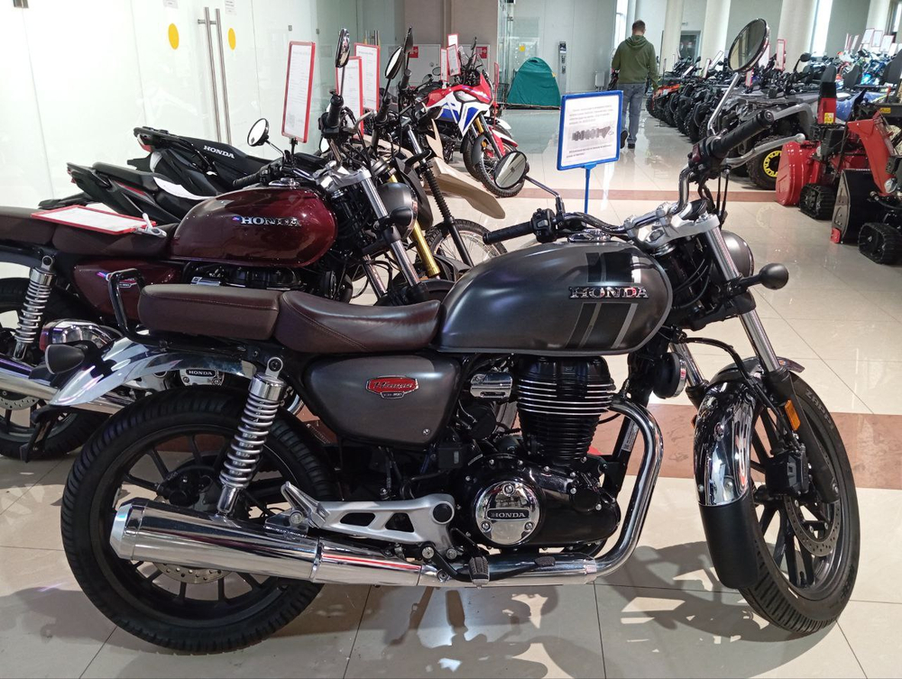 Мотоцикл Honda CB350 H’ness DLX PRO CHROME серый