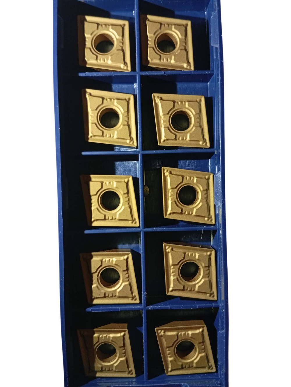 Пластина токарная CNMG120412-GM TC6125