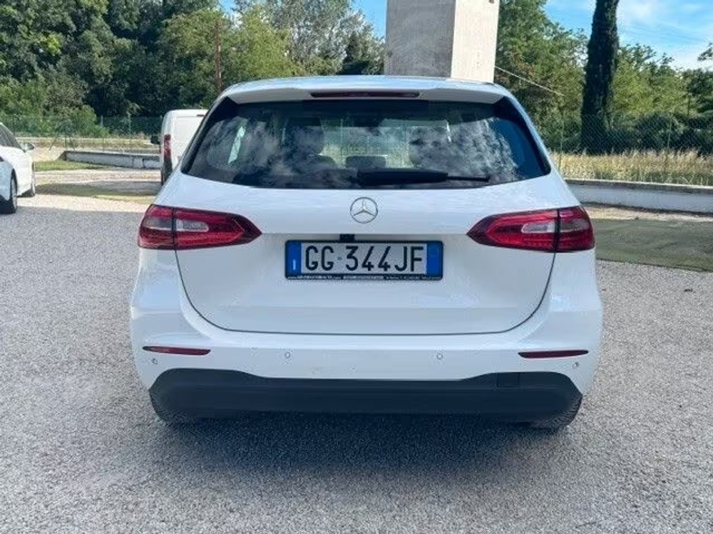 Mercedes-Benz B 160