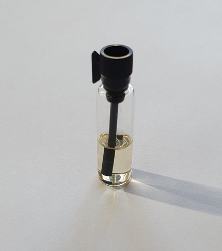 Туалетная вода Vanille Fruitee фиолка 1 мл от Molinard