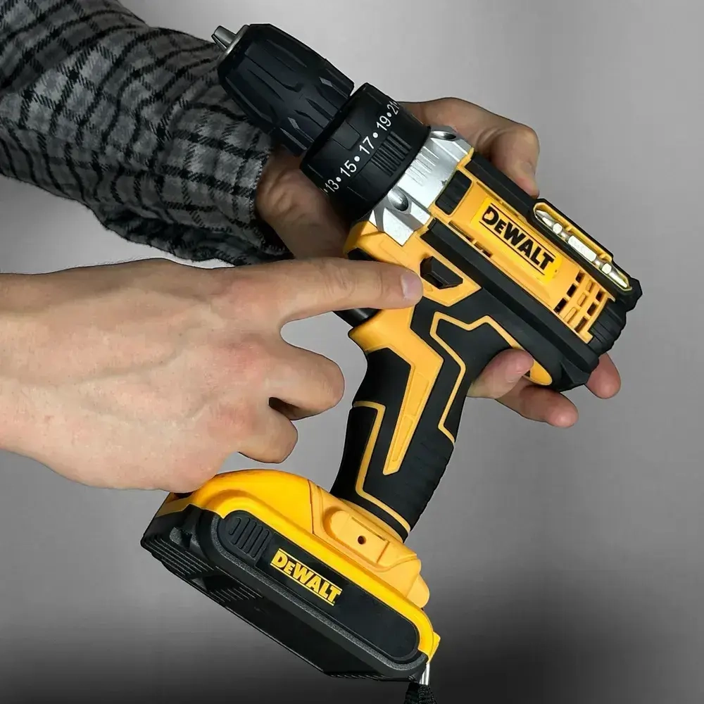 Шуруповерт аккумуляторный / 2 АКБ / шуруповерт DeWalt 24v