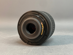 Canon EF-S 18-55mm f/3.5-5.6 IS II