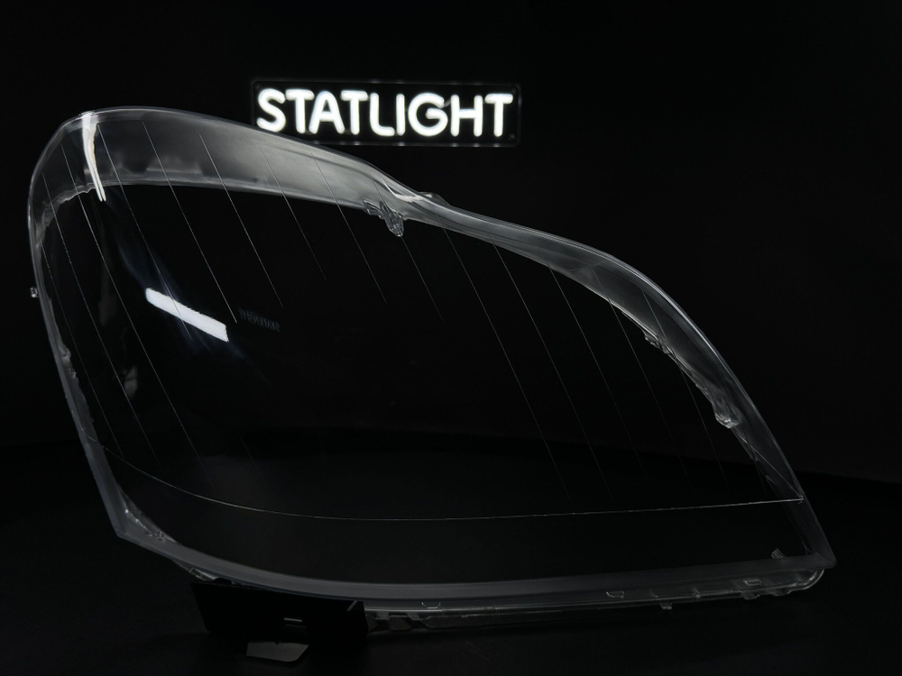 Правое стекло фары Mercedes GL 164 2006-2012