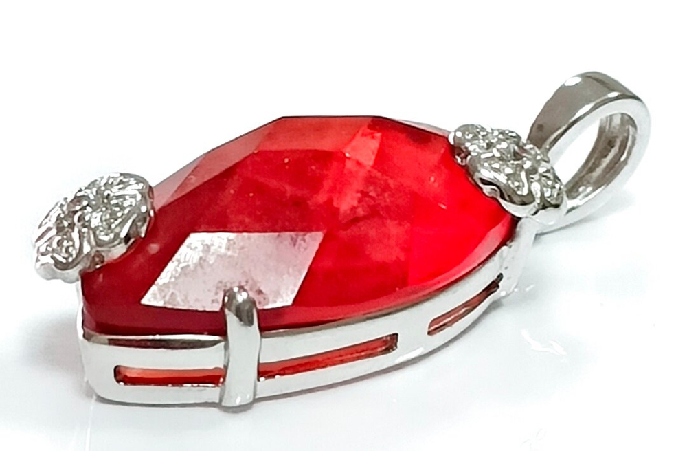 "Эстерелла" - ювелирная подвеска из серебра