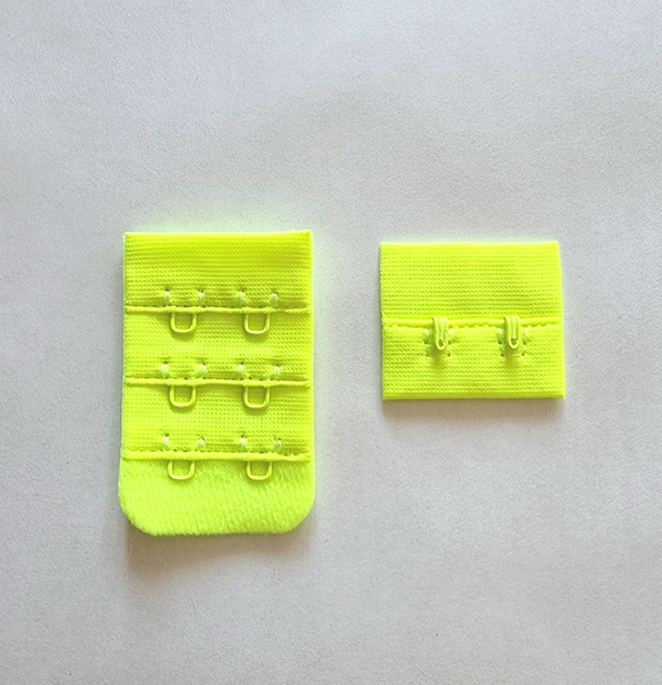Застёжка на 2 крючка лимон-лайм неон