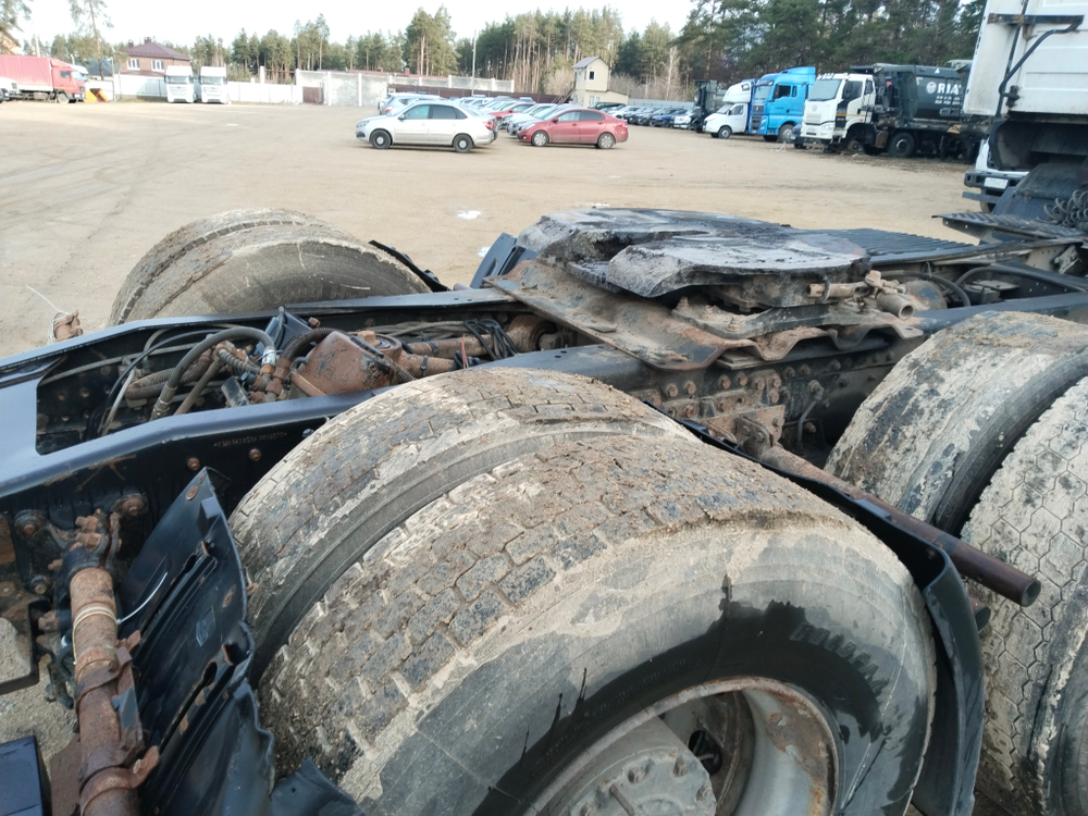 МАЗ 6430 6x4 Седельный тягач 6430С9-520-020 (Дизельный, 11,1 л, 420 л.с., МТ)