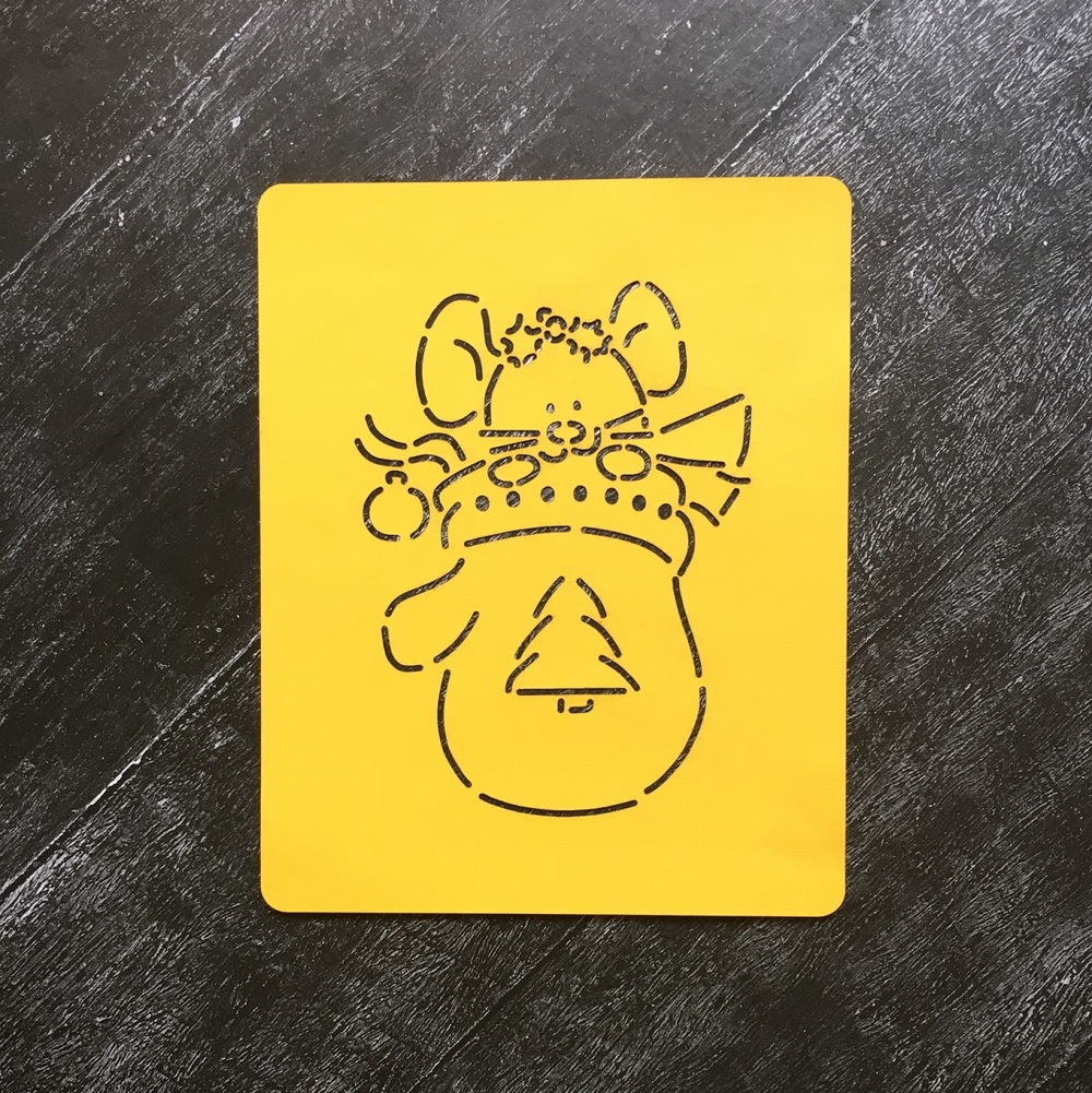 Мышка №3 в варежке