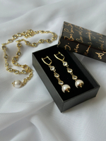 Серьги с белым жемчугом и цирконами Bezel, оттенок золото