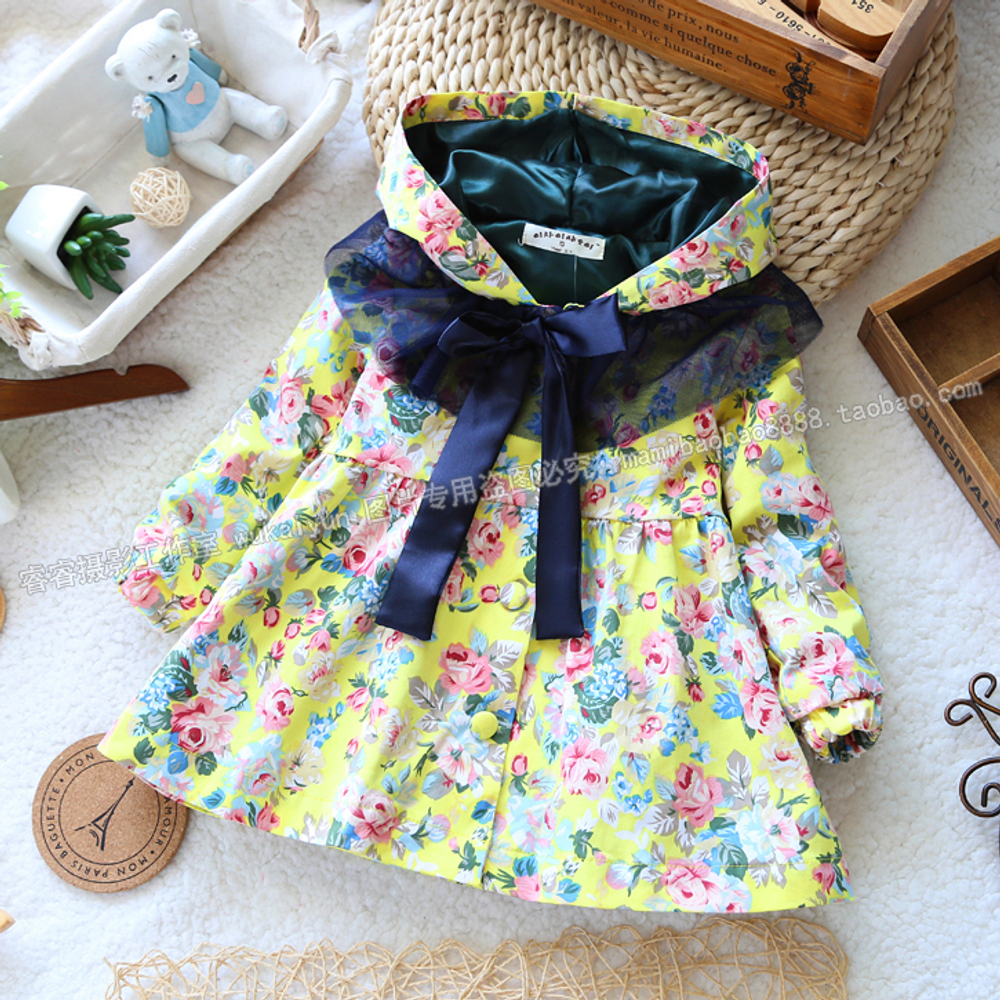 Плащ расклешенный с цветочным принтом, лентой и отделкой из газа