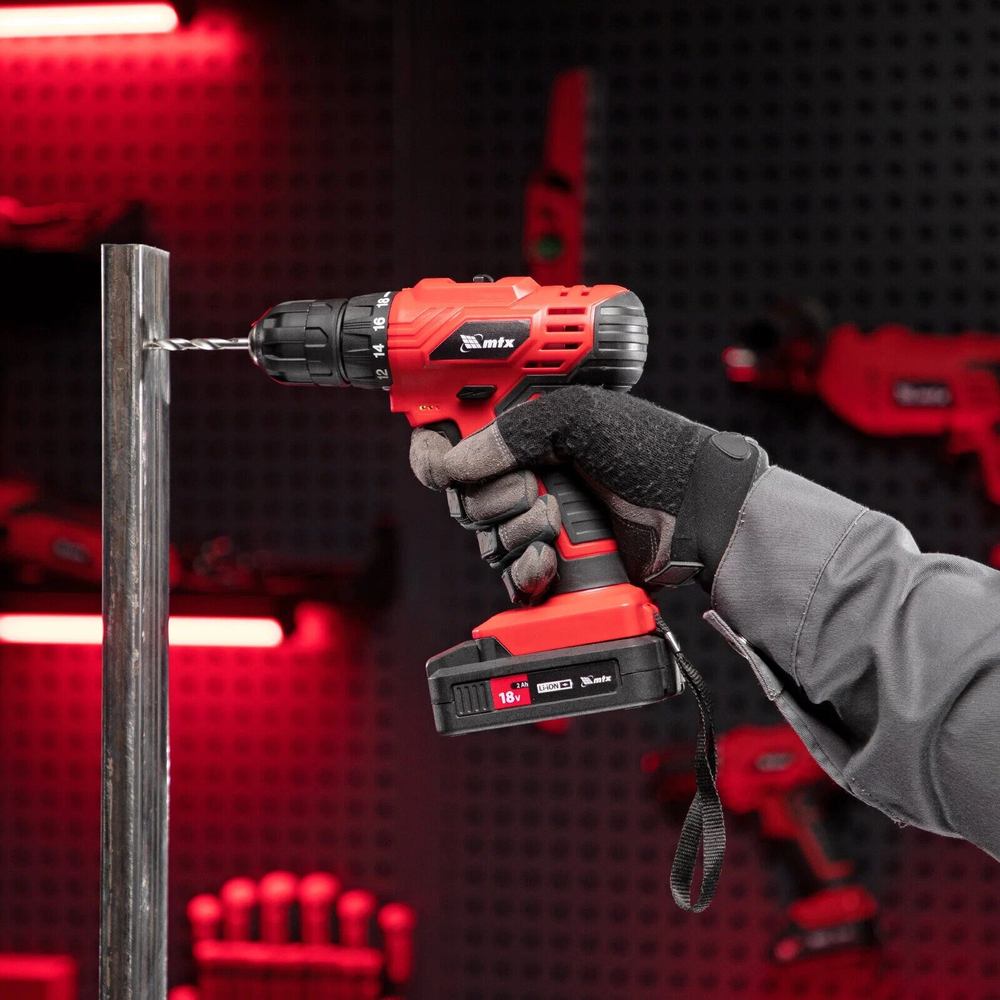 Дрель-шуруповерт аккумуляторная MTX MCDL-18-02 Li-Ion, 18 В, 2 акк. 26185