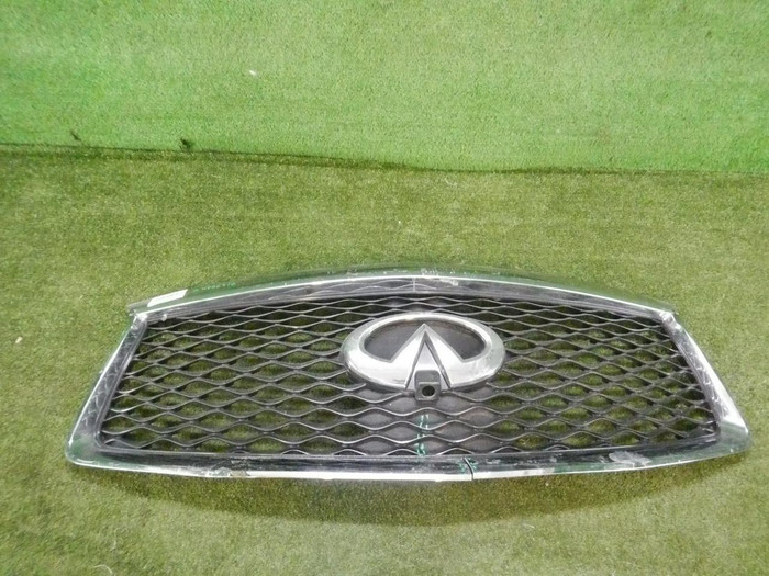 Решетка радиатора Infiniti QX60 (2016-2020)