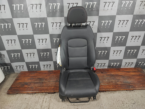 Сиденье переднеее правое Chery Tiggo 4 Pro 20-нв Б/У Оригинал 402004961AAABK