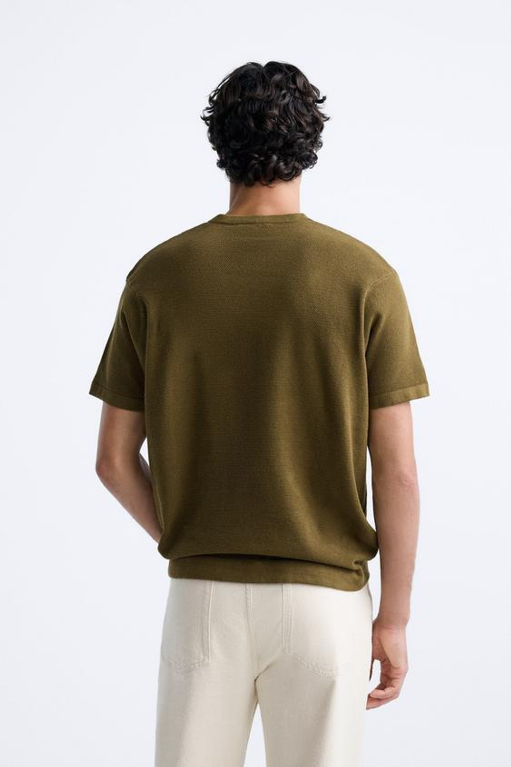 ZARA БАЗОВАЯ ФУТБОЛКА, ОЛИВКОВЫЙ