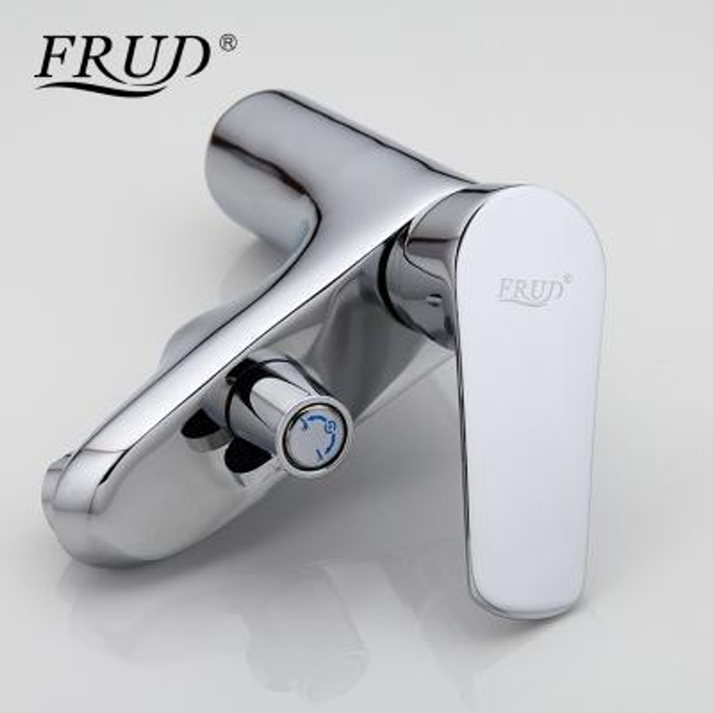 Смеситель FRUD для раковины с гигиеническим душем R12105