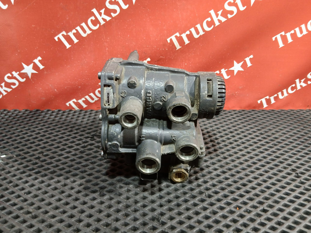 Кран управления тормозами прицепа 2019г.