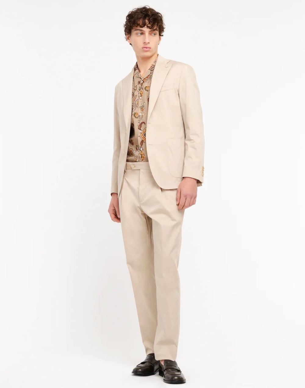 Мужской классический костюм (бежевый) Б80
