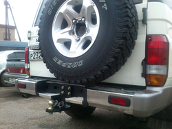 Фаркоп для Toyota Land Cruiser 76 1989-1998 съемное крепление шара под американский квадрат, TY 35