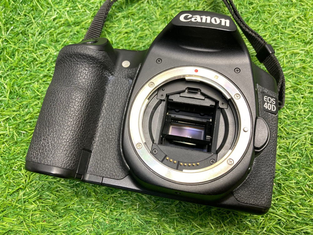 Canon EOS 40D 16.000 кадров