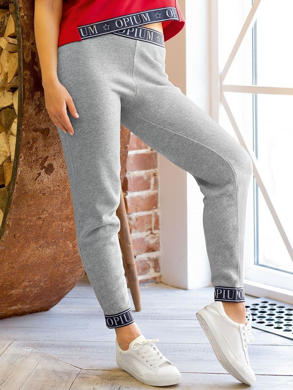 Спортивные брючки с брендированными манжетами (Размер: L) (Цвет: серый)