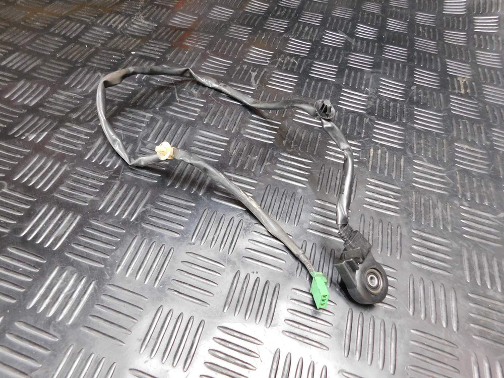 Датчик боковой подножки Honda NC700XA LD RC63 050657