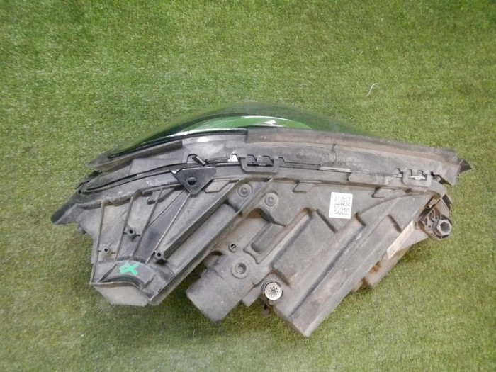 Фара левая Mercedes E W213 (2016-2021) LED