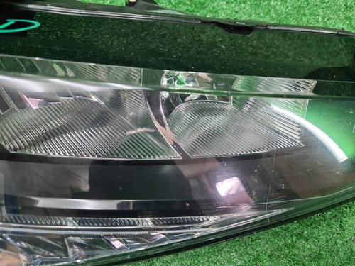 Фара правая Skoda Rapid 2 (2020-2023) LED