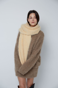 Шарф из альпака канареечный