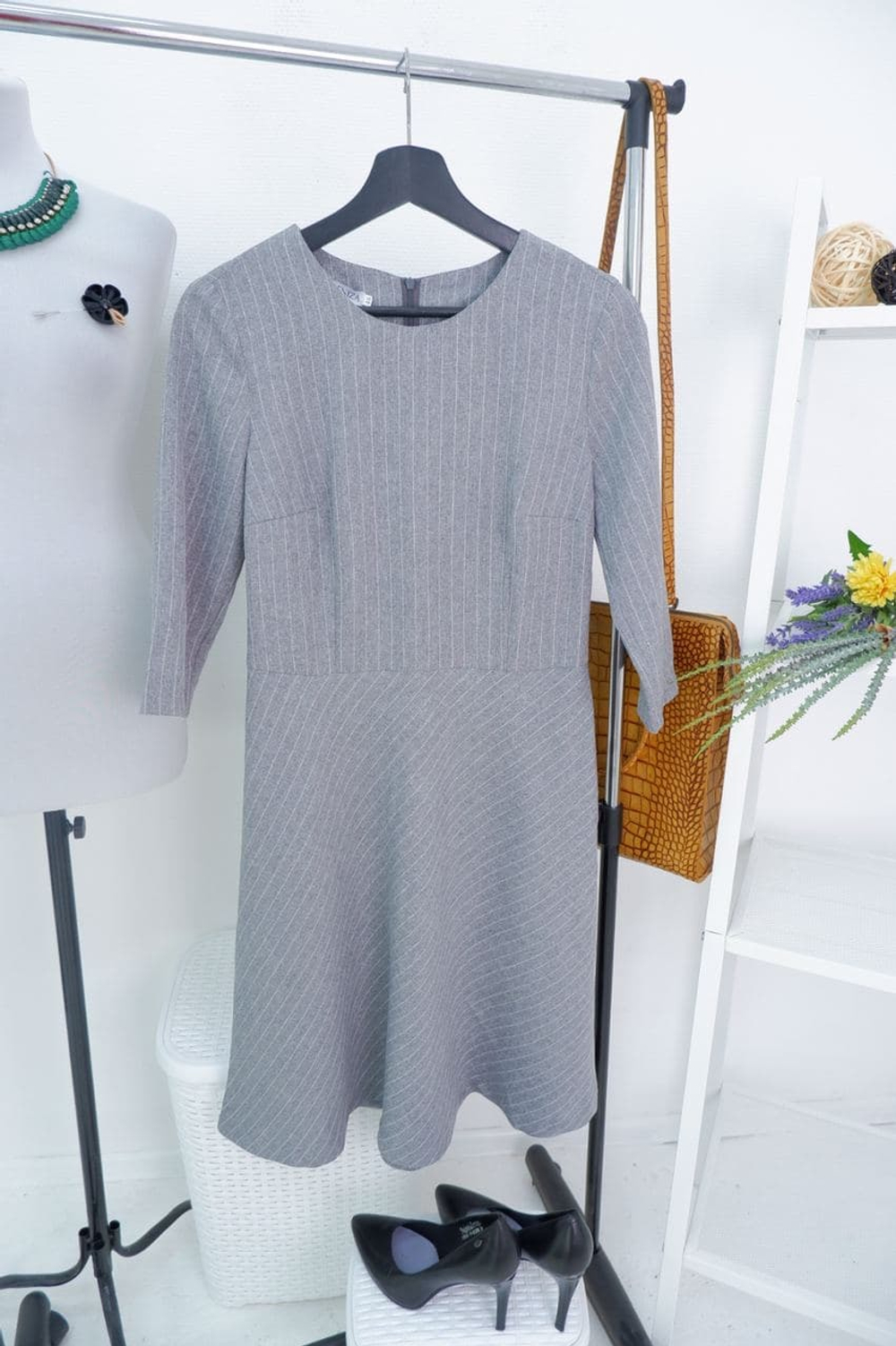 Платье Deniza офисное 44 размер, новое