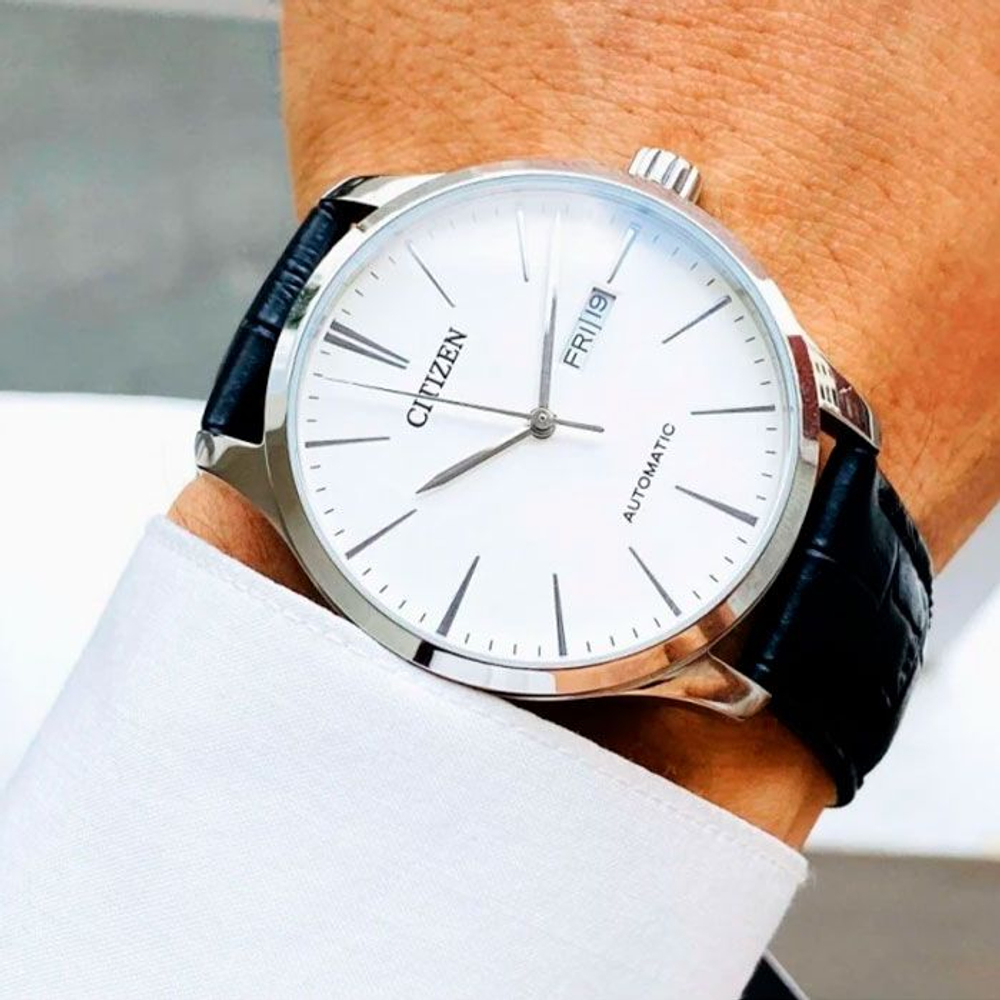 Японские мужские наручные часы Citizen NH8350-08B