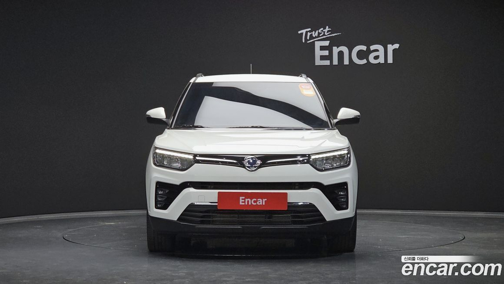 KG Mobility (Ssangyong) Very New Tivoli Бензин 1.5 2WD (11.2019)