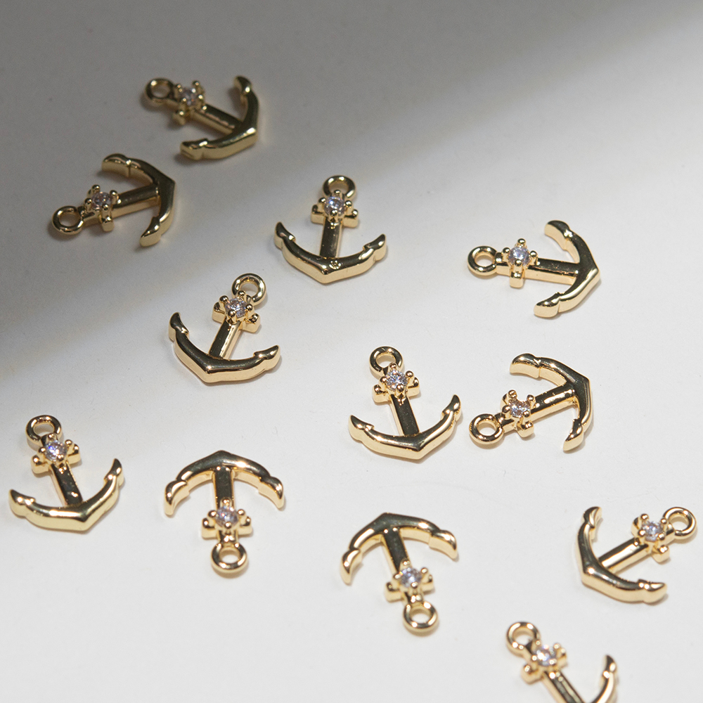 Подвеска "Якорь", 10,4*8,7мм, фианит, позолота