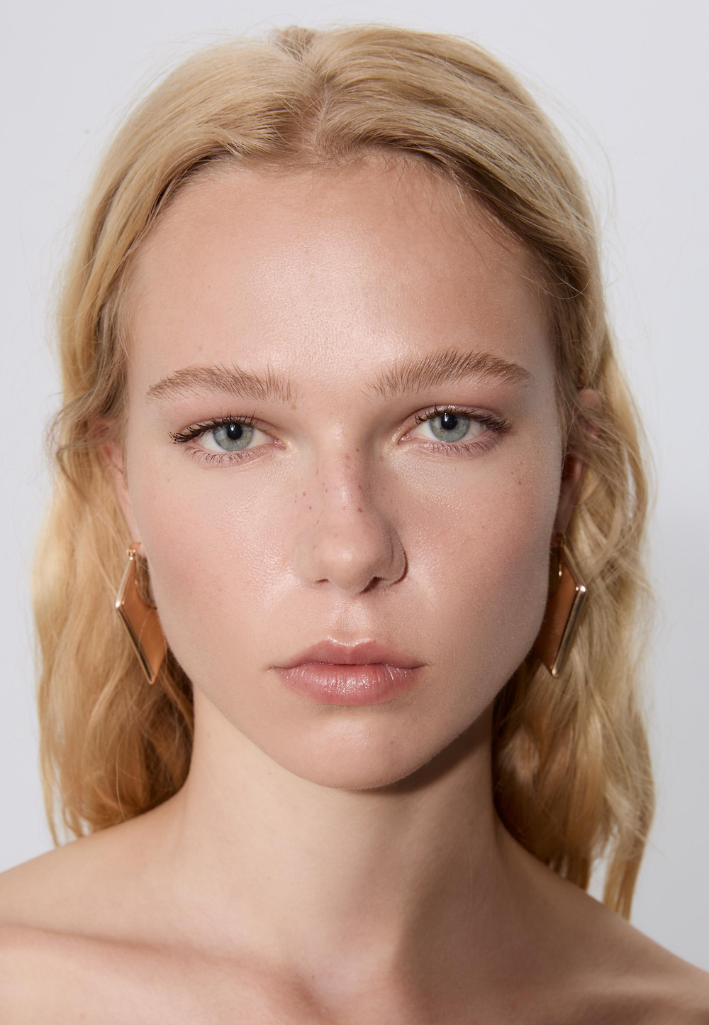 STRADIVARIUS Серьги в форме ромба, золотой