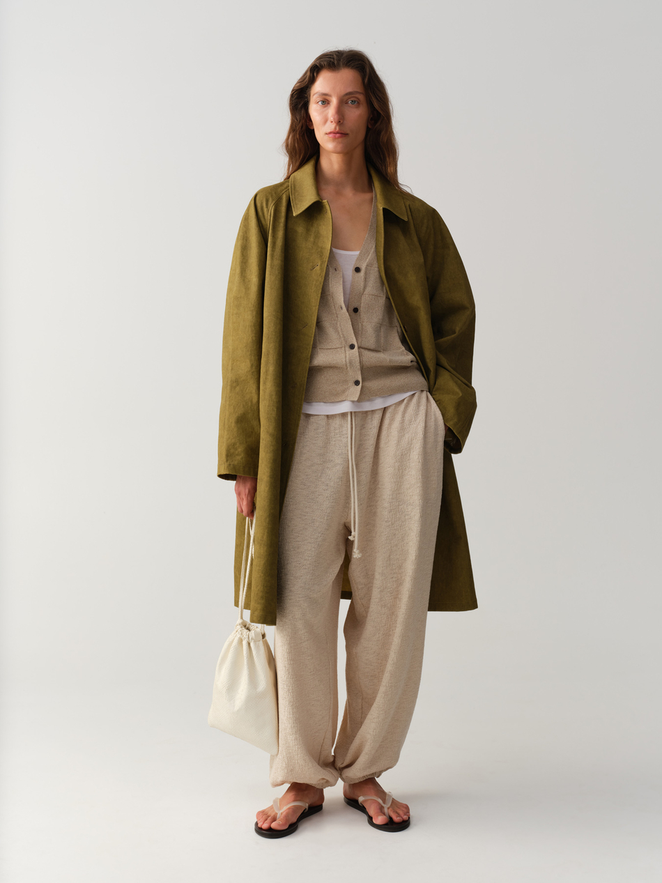 Жилет вязаный