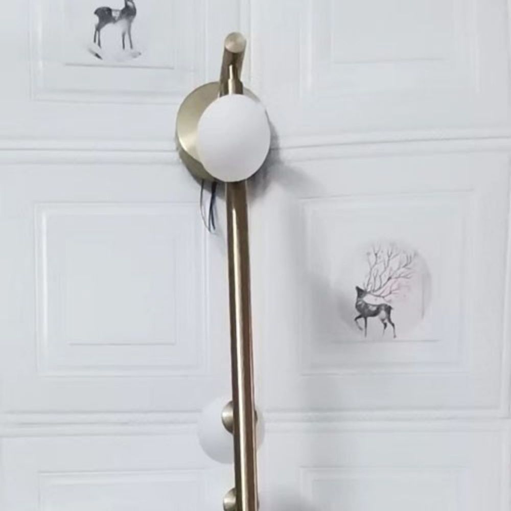 Настенный светильник GEOLINA