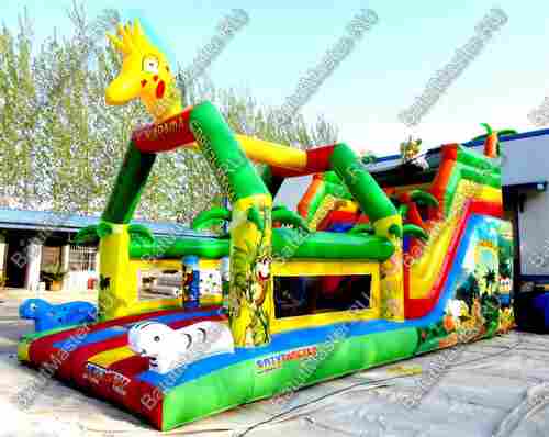 Коммерческий надувной батут "В гостях у жирафа", 9x4x5 м