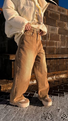 Ржавые широкие джинсы женские