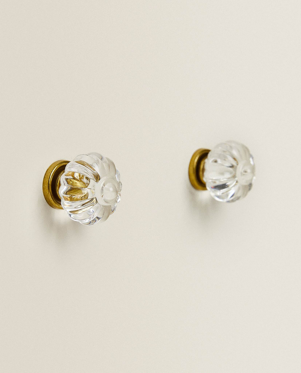 ZARA HOME МЕБЕЛЬНАЯ РУЧКА ИЗ АКРИЛА «ЦВЕТОК» (НАБОР ИЗ 2 ШТ.)