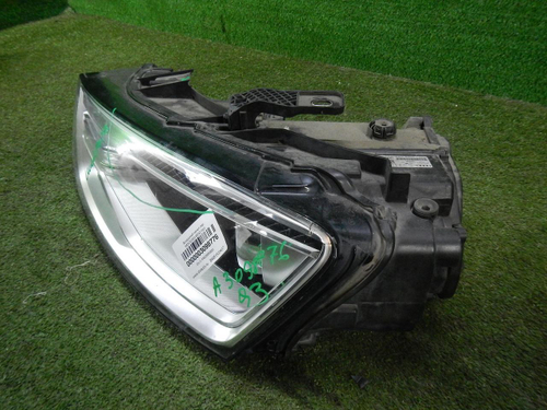 Фара левая Audi Q3 (2014-2018) ксенон
