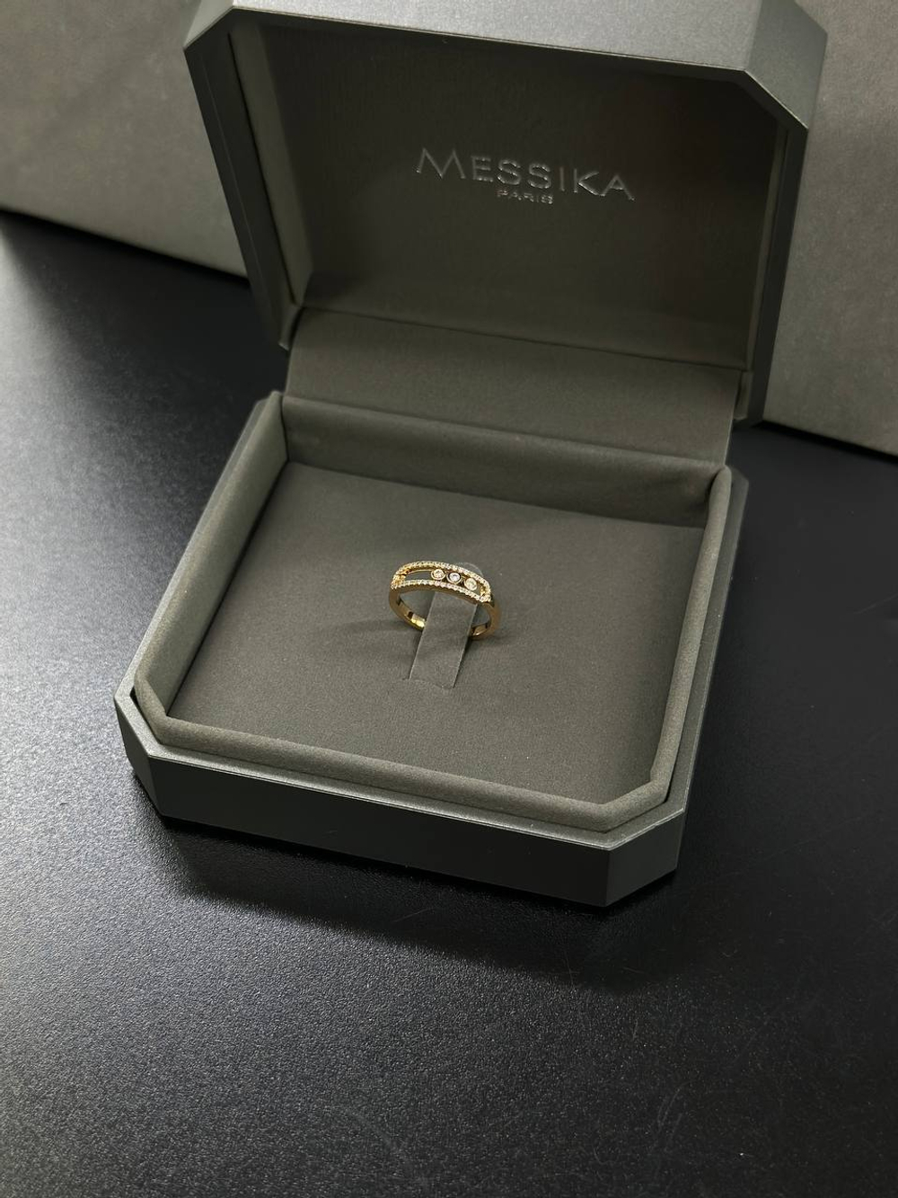 Кольцо Messika