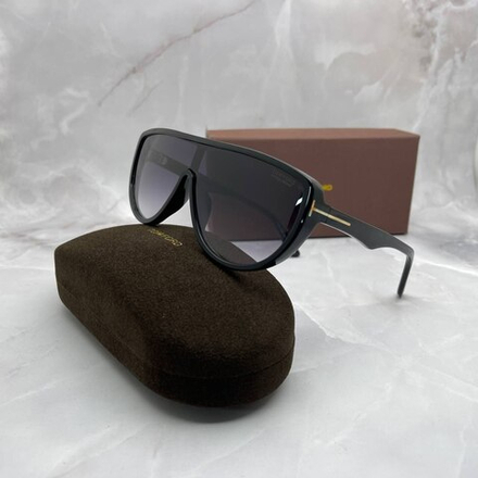 Солнцезащитные очки Tom Ford