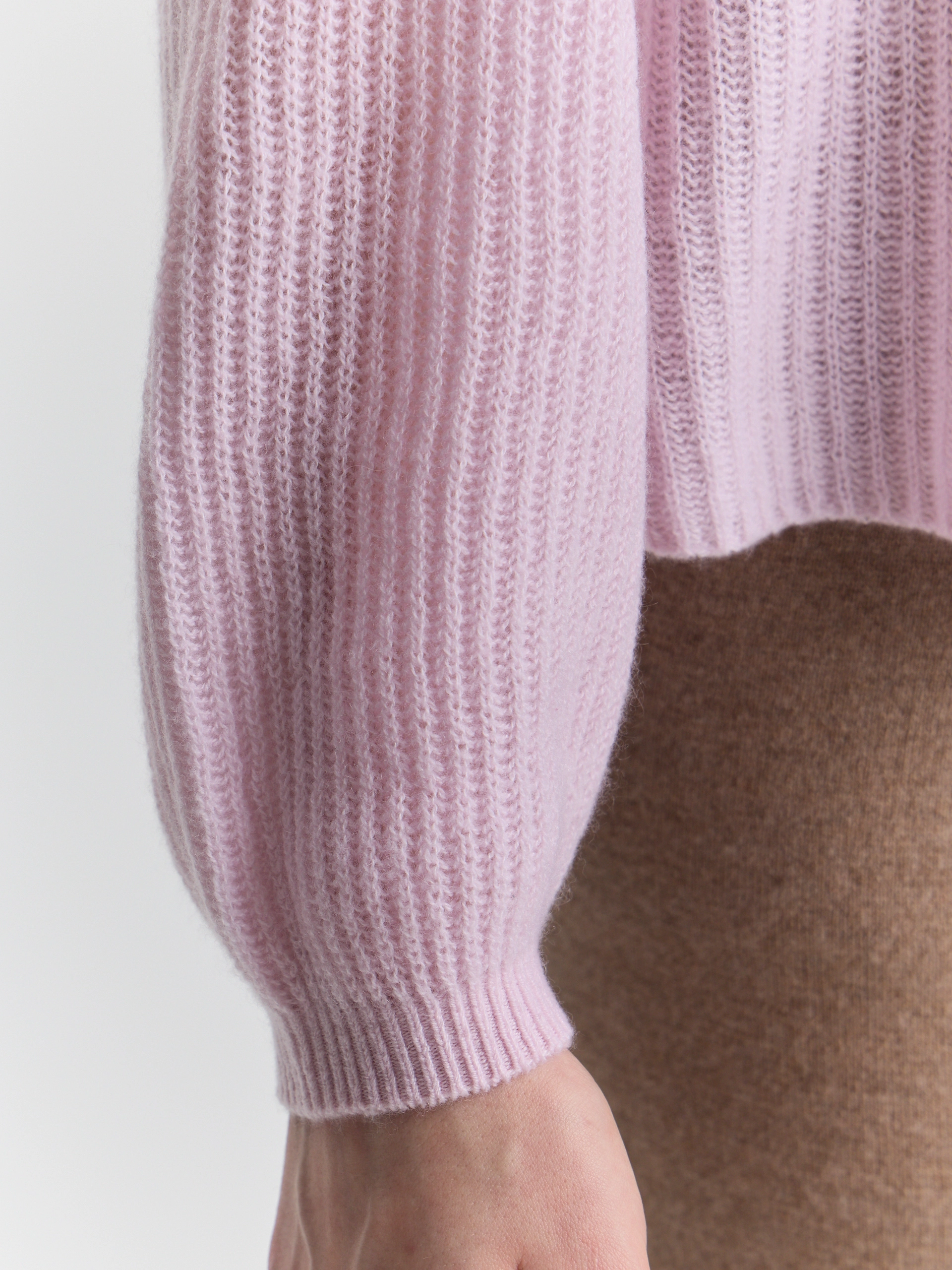 Кашемировый пуловер